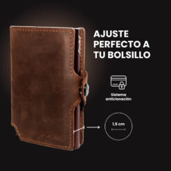 Billetera LIMITED de cuero café con mecanismo de eyección, protección RFID, espacio para tarjetas y billetes, empaque premium y diseño delgado para hombre.